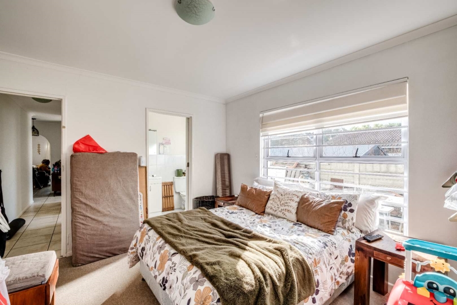 3 Bedroom Property for Sale in Kirstenhof Western Cape